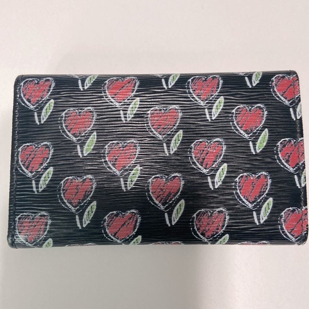 Authentic Prada Vitello Move Leather Heart Pattern Six Ring Tri-Fold Key Holder - Picture 3 of 10
